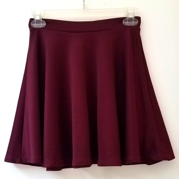 Popular Basic Skater Skirt - Picture 1 of 5